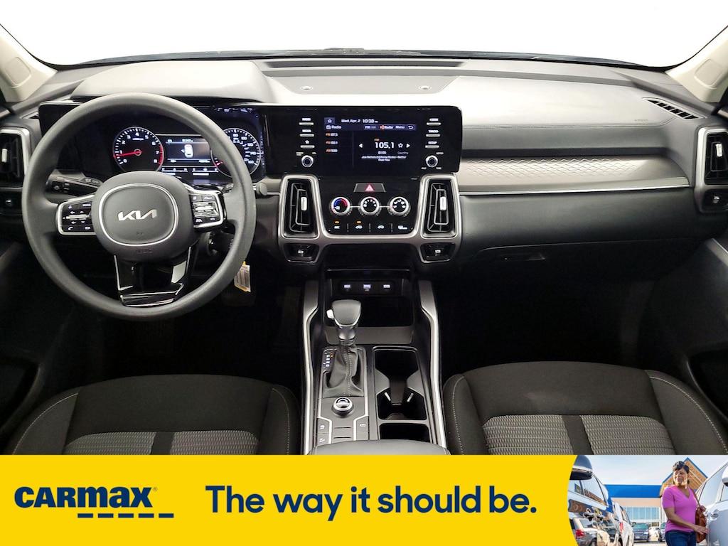 used 2023 Kia Sorento car, priced at $24,998