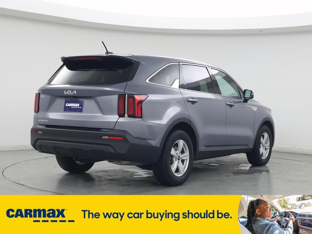 used 2023 Kia Sorento car, priced at $24,998