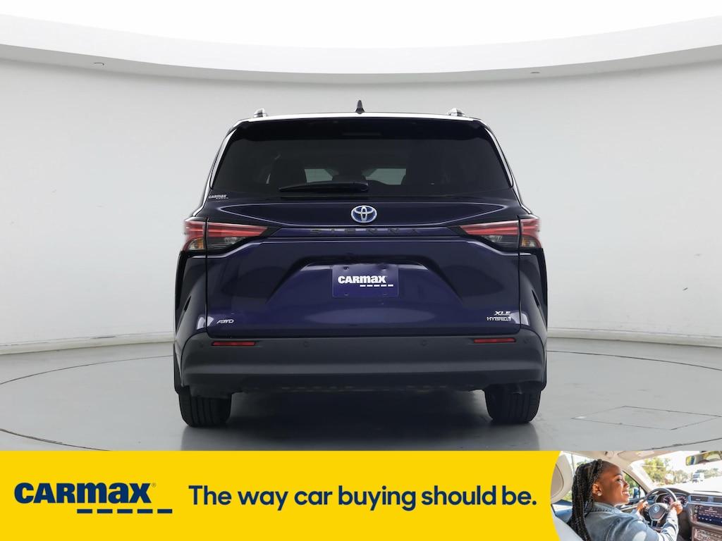 used 2022 Toyota Sienna car, priced at $41,998