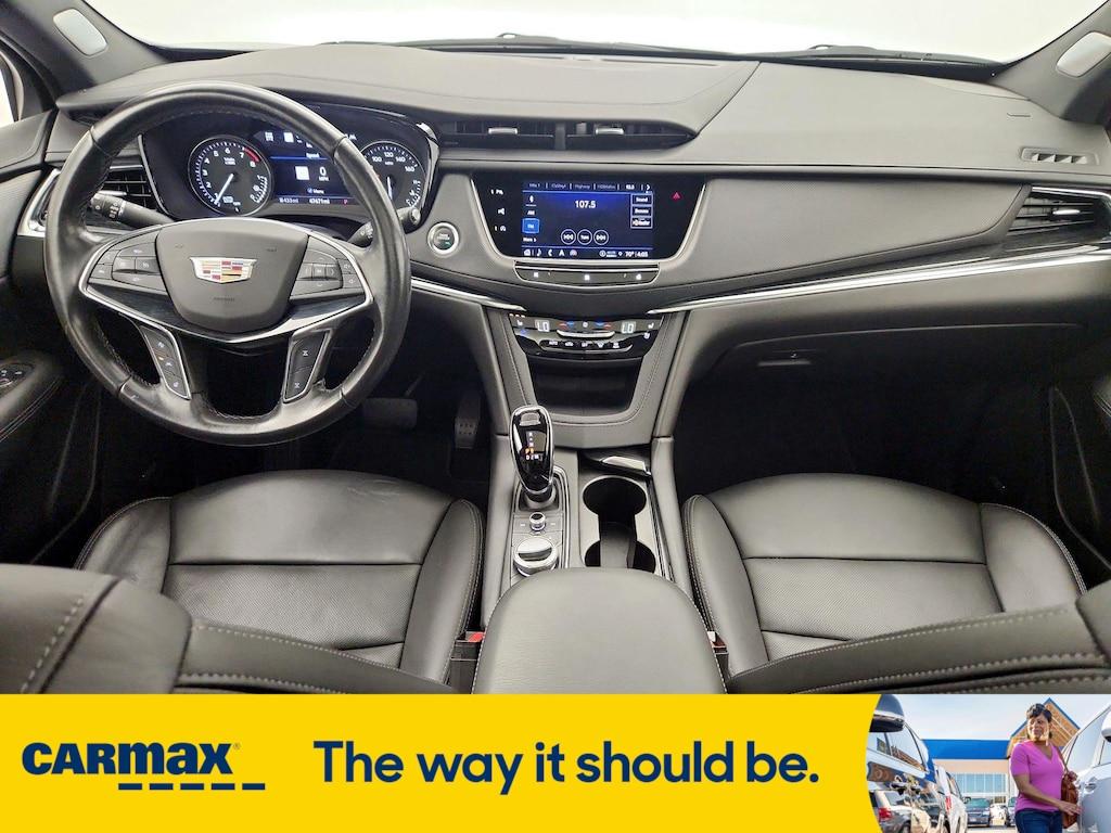 used 2021 Cadillac XT5 car, priced at $29,998