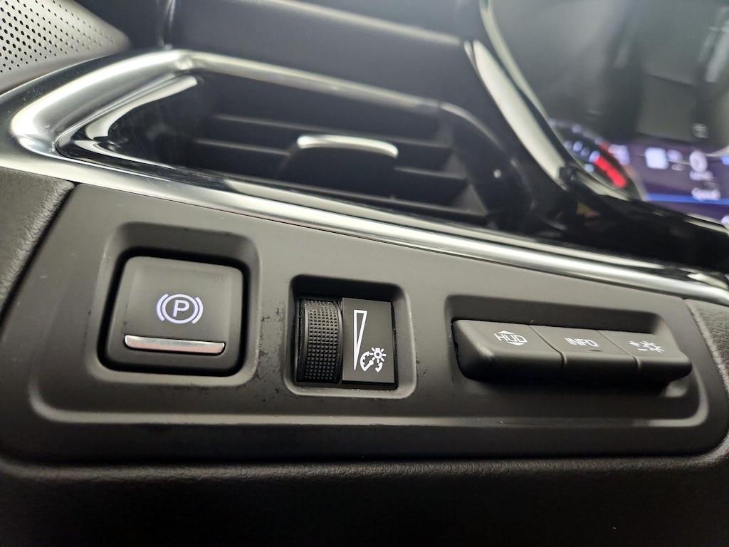 used 2021 Cadillac XT5 car, priced at $29,998