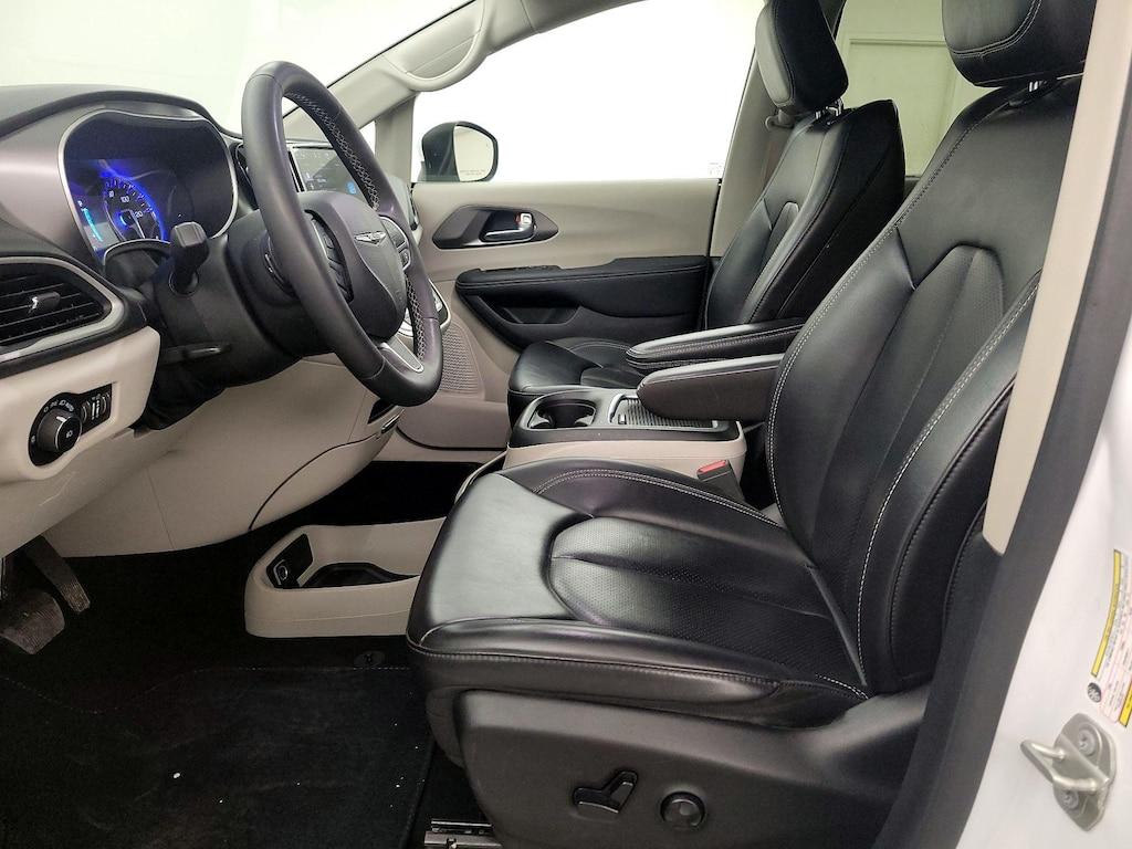 used 2023 Chrysler Pacifica car, priced at $27,998