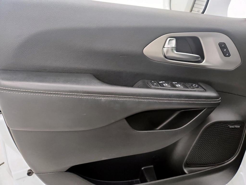 used 2022 Chrysler Pacifica car, priced at $39,998