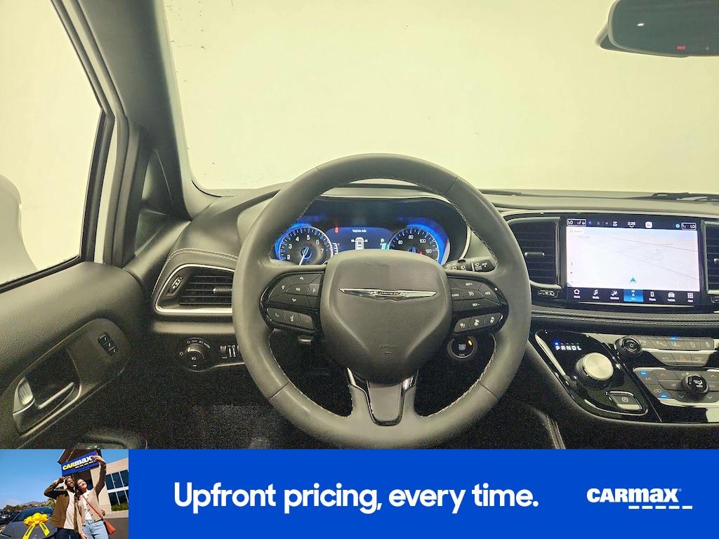 used 2022 Chrysler Pacifica car, priced at $39,998