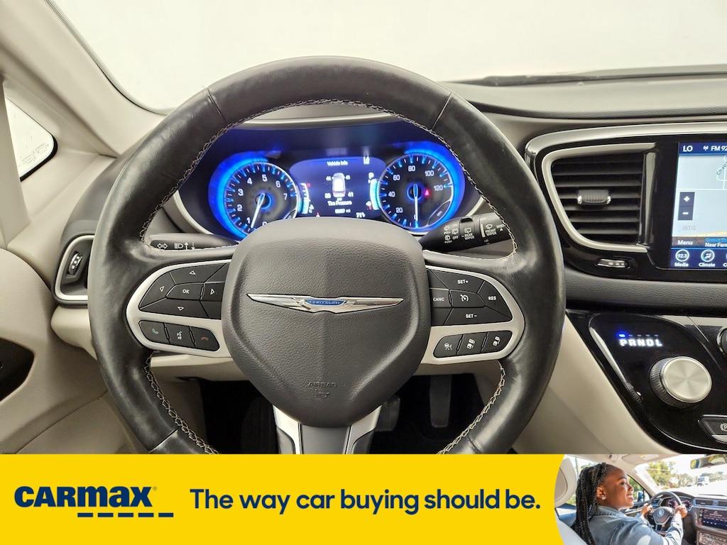 used 2020 Chrysler Pacifica car, priced at $27,998