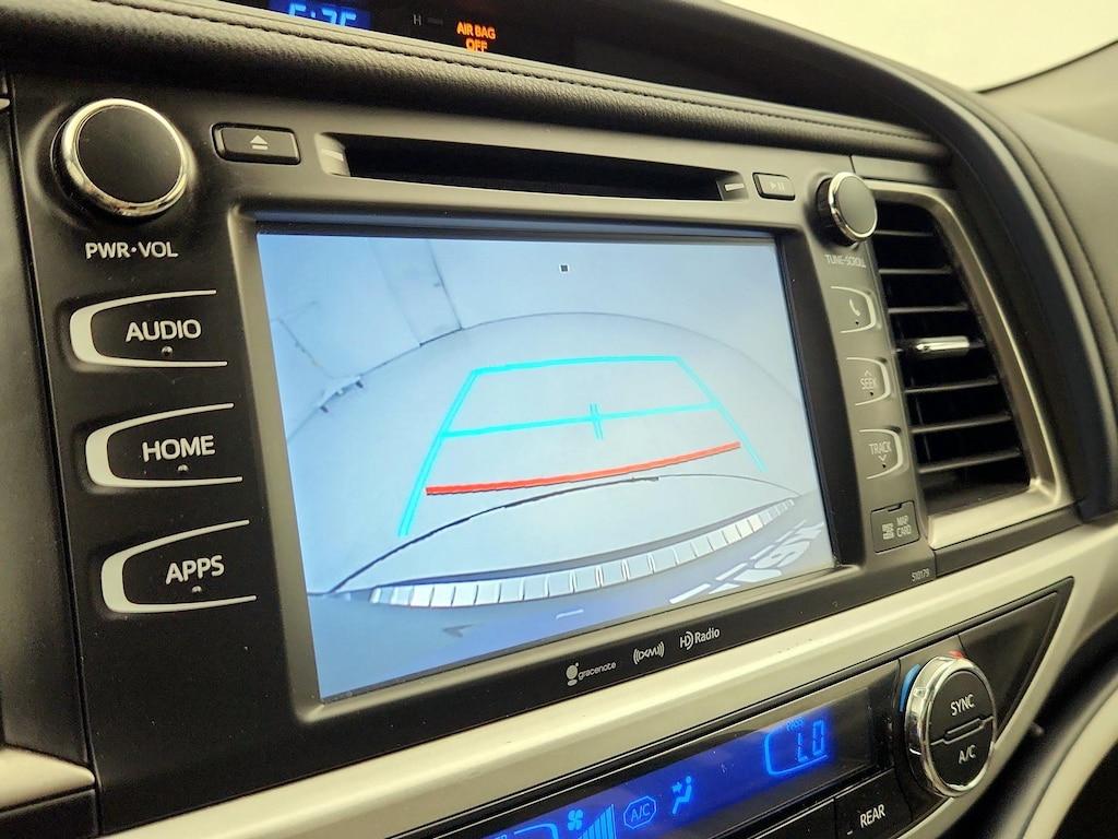 used 2018 Toyota Highlander car, priced at $24,998