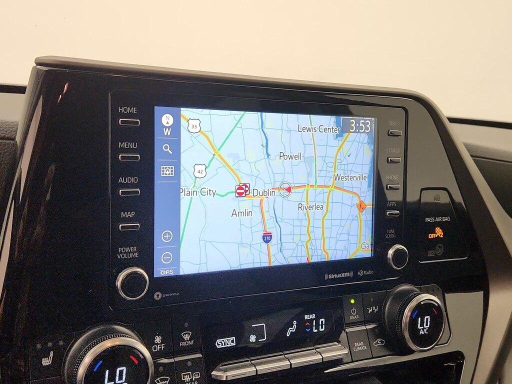 used 2022 Toyota Highlander car, priced at $39,998