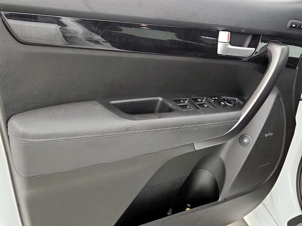 used 2015 Kia Sorento car, priced at $15,998