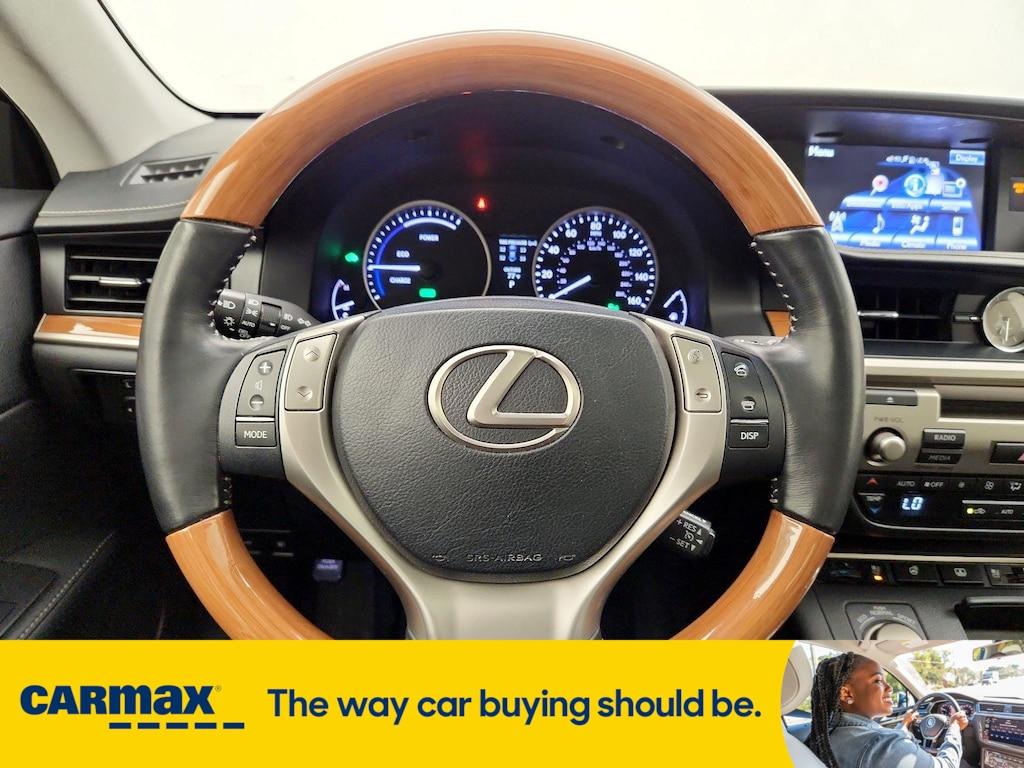 used 2014 Lexus ES 300h car, priced at $15,998