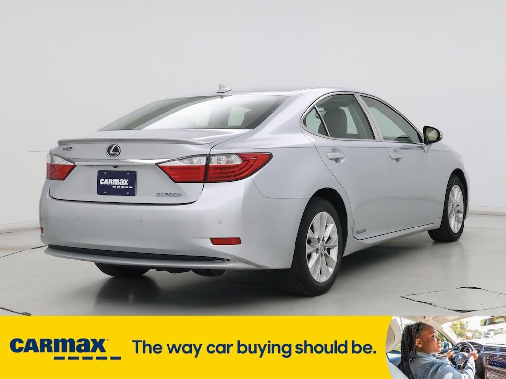 used 2014 Lexus ES 300h car, priced at $15,998