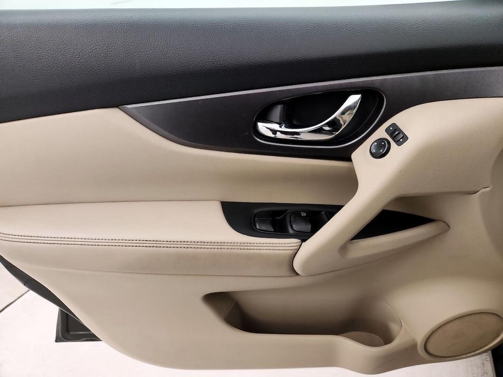 used 2016 Nissan Rogue car, priced at $13,998