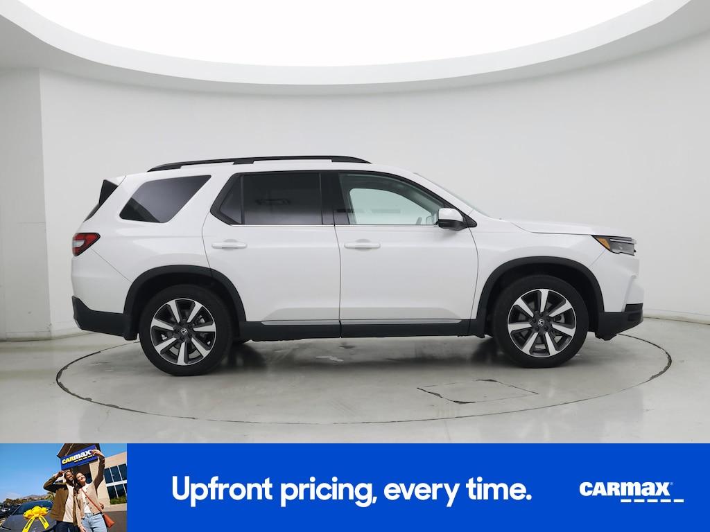 used 2025 Honda Pilot car, priced at $44,998