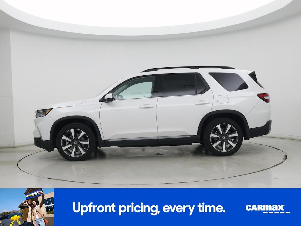 used 2025 Honda Pilot car, priced at $44,998