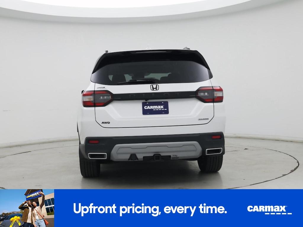 used 2025 Honda Pilot car, priced at $44,998
