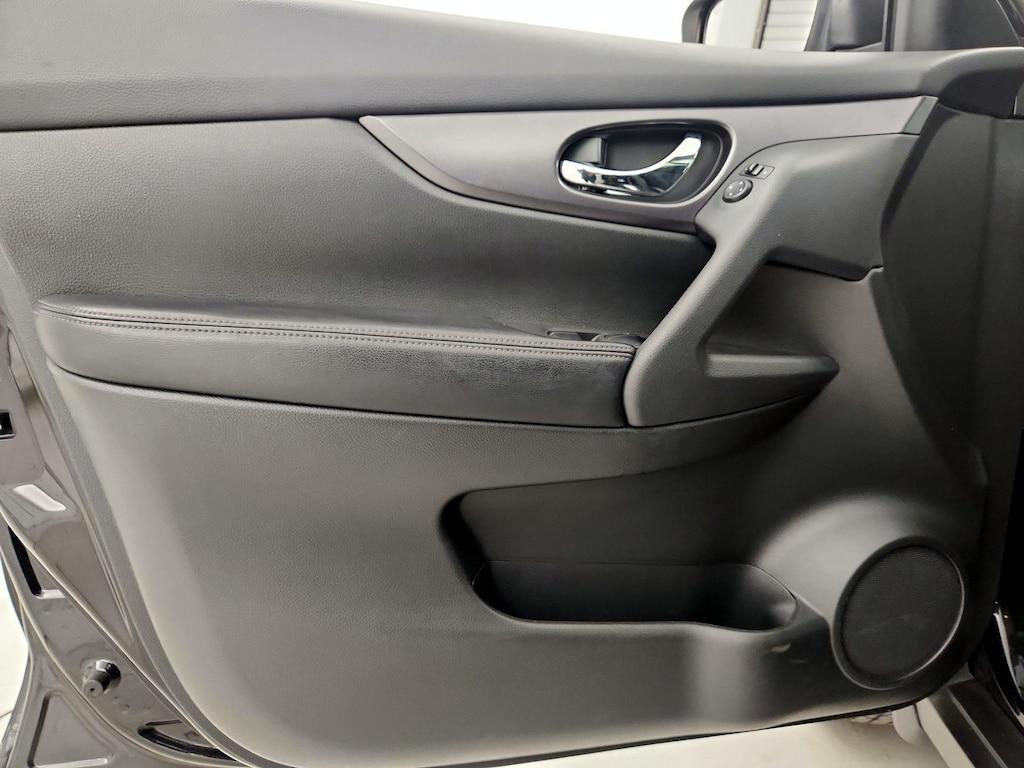 used 2016 Nissan Rogue car, priced at $15,998