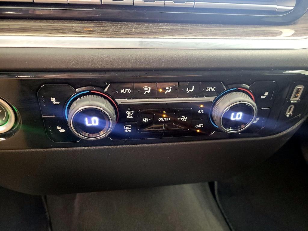 used 2022 Chevrolet Silverado 1500 car, priced at $31,998