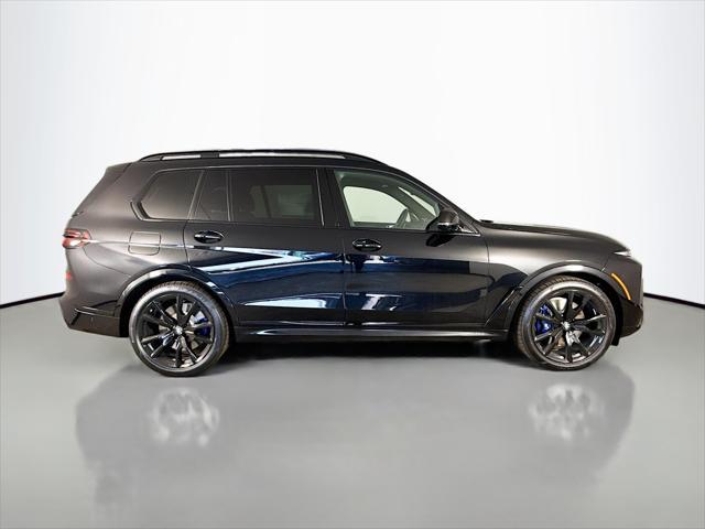 new 2026 BMW X7 car, priced at $125,005