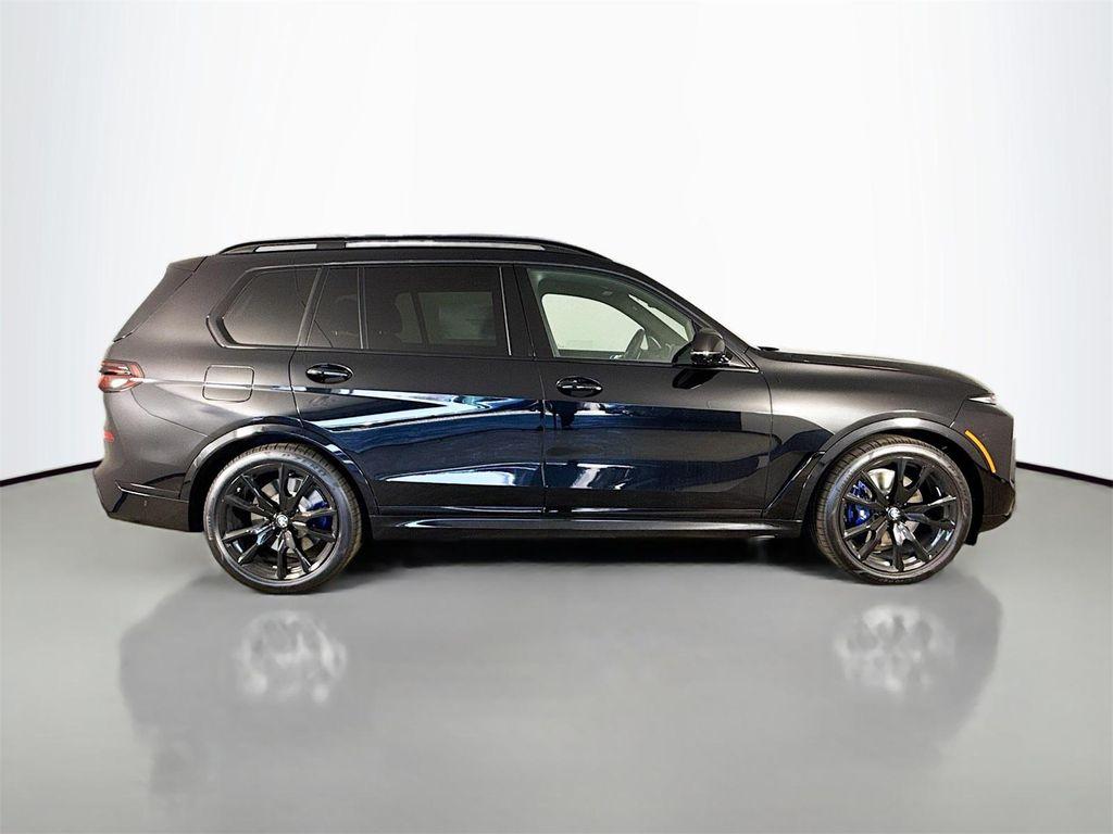 new 2026 BMW X7 car, priced at $125,005