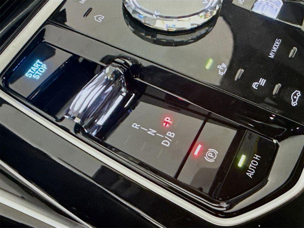 new 2026 BMW i7 car, priced at $131,700