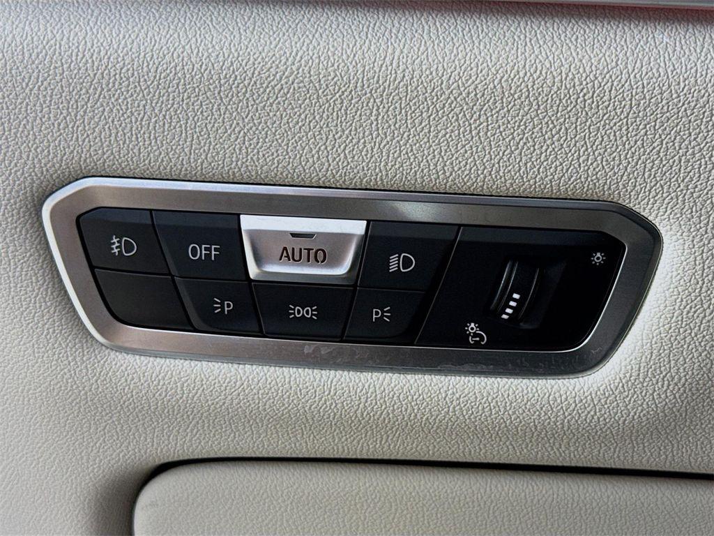 used 2022 BMW X7 car, priced at $52,911