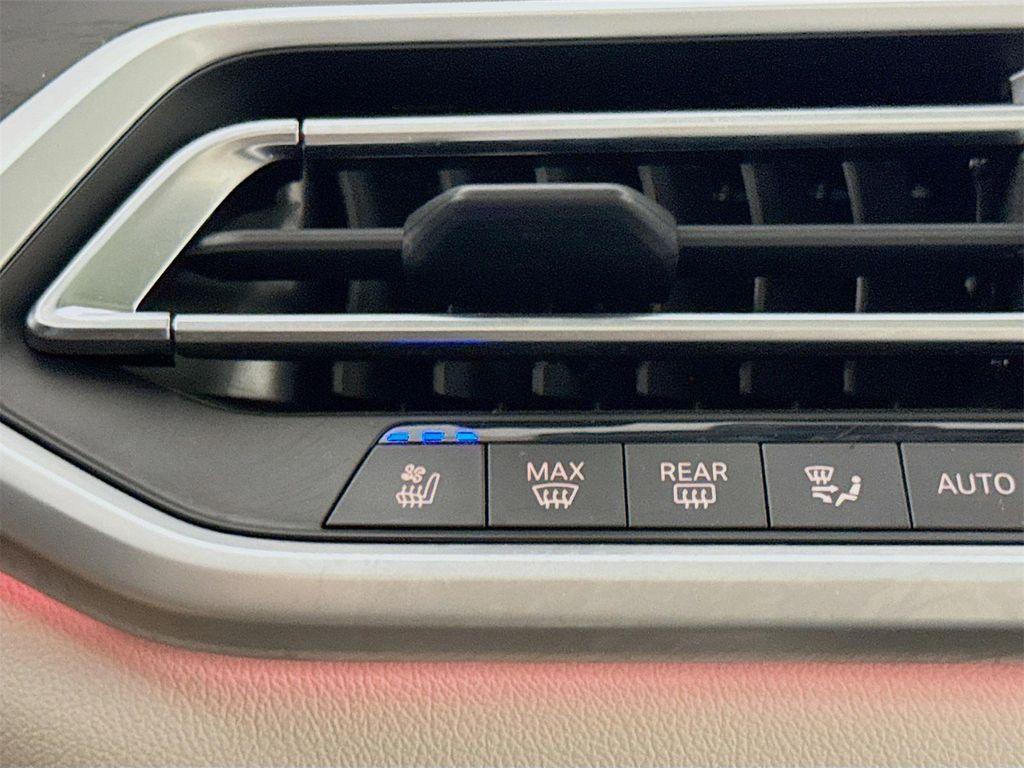 used 2022 BMW X7 car, priced at $52,911