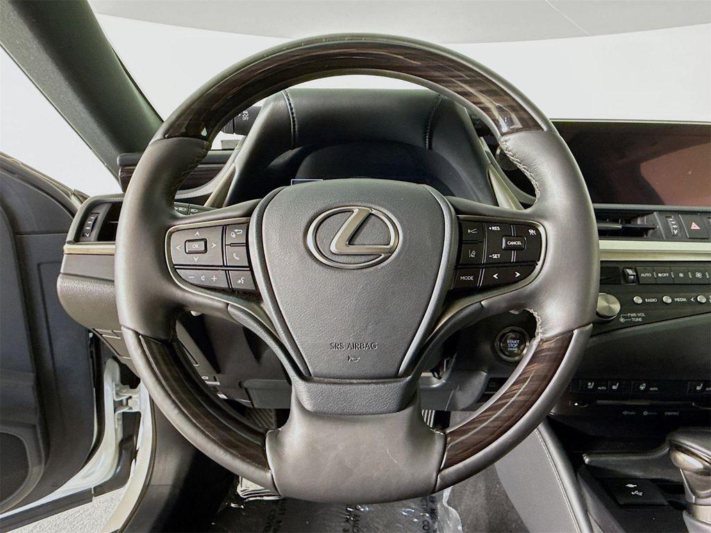 used 2021 Lexus ES 250 car, priced at $24,911