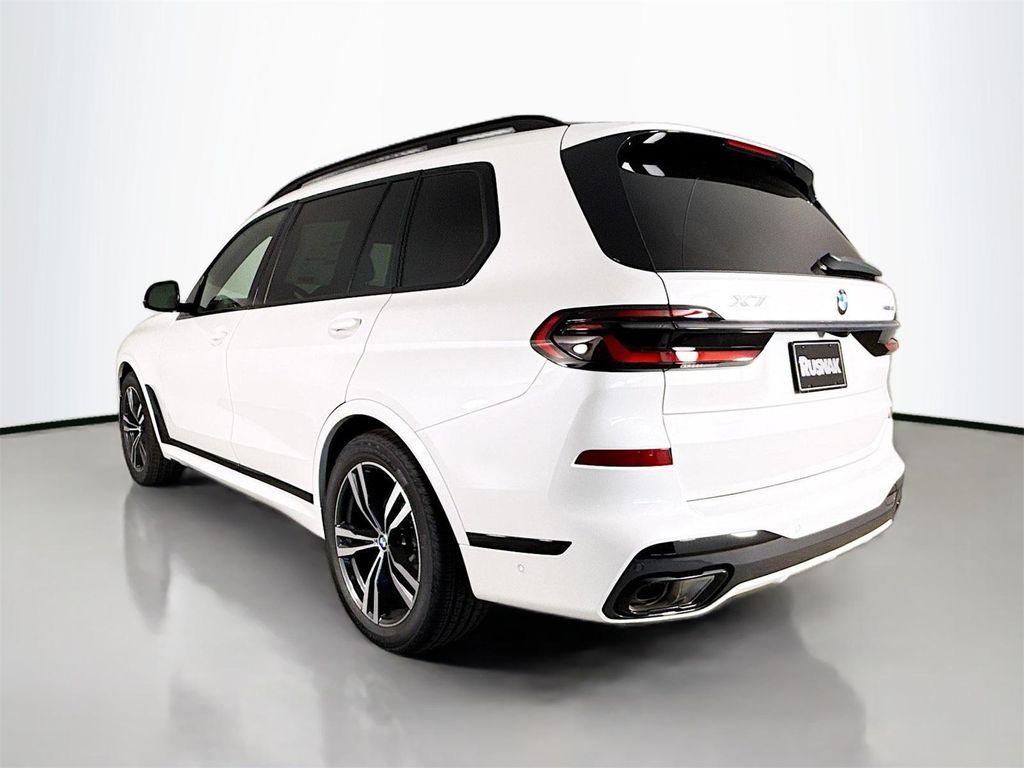 new 2026 BMW X7 car, priced at $96,275