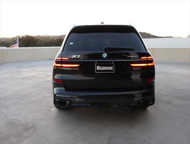 new 2025 BMW X7 car, priced at $93,435