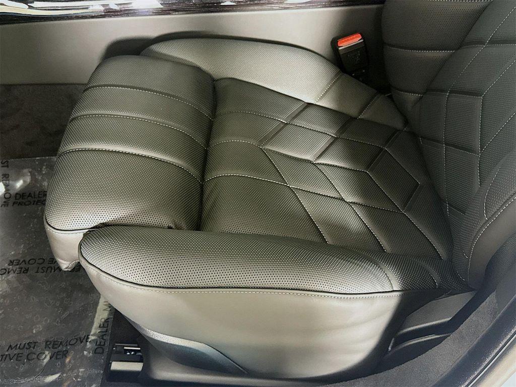 new 2026 BMW i7 car, priced at $116,100