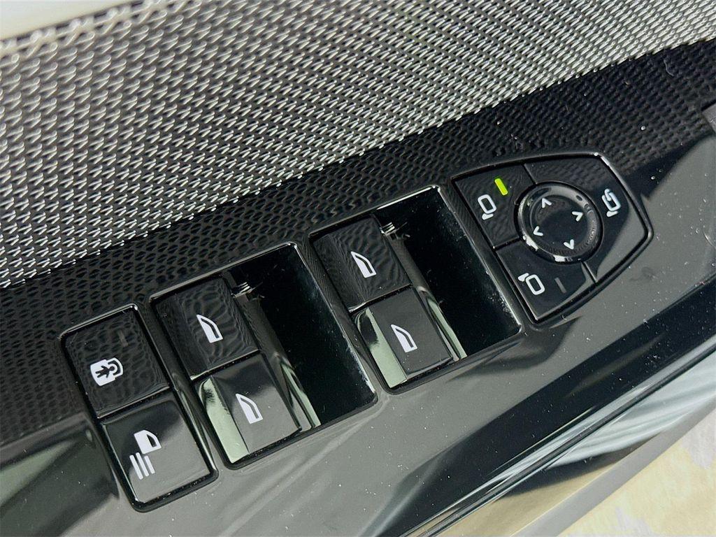 new 2026 BMW i7 car, priced at $116,100