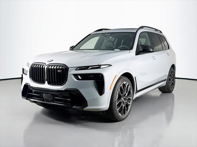 new 2026 BMW X7 car, priced at $125,205