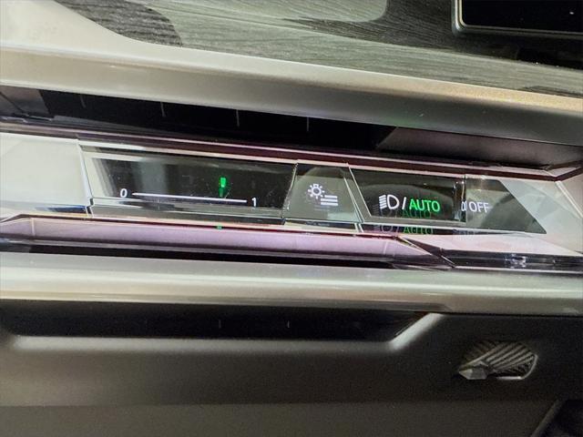 new 2025 BMW i7 car, priced at $128,125