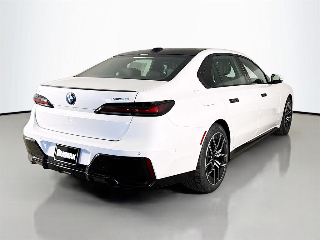 new 2025 BMW i7 car, priced at $128,125