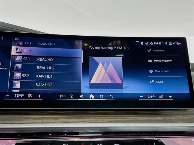 new 2025 BMW 760 car, priced at $137,325