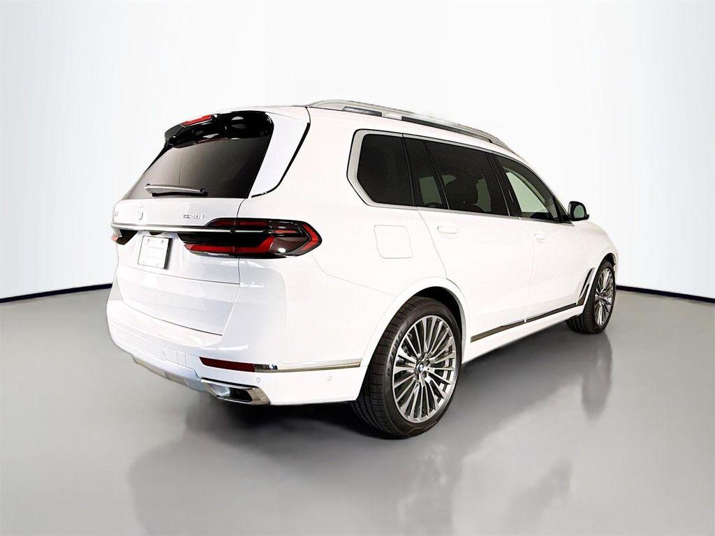 new 2026 BMW X7 car, priced at $93,275