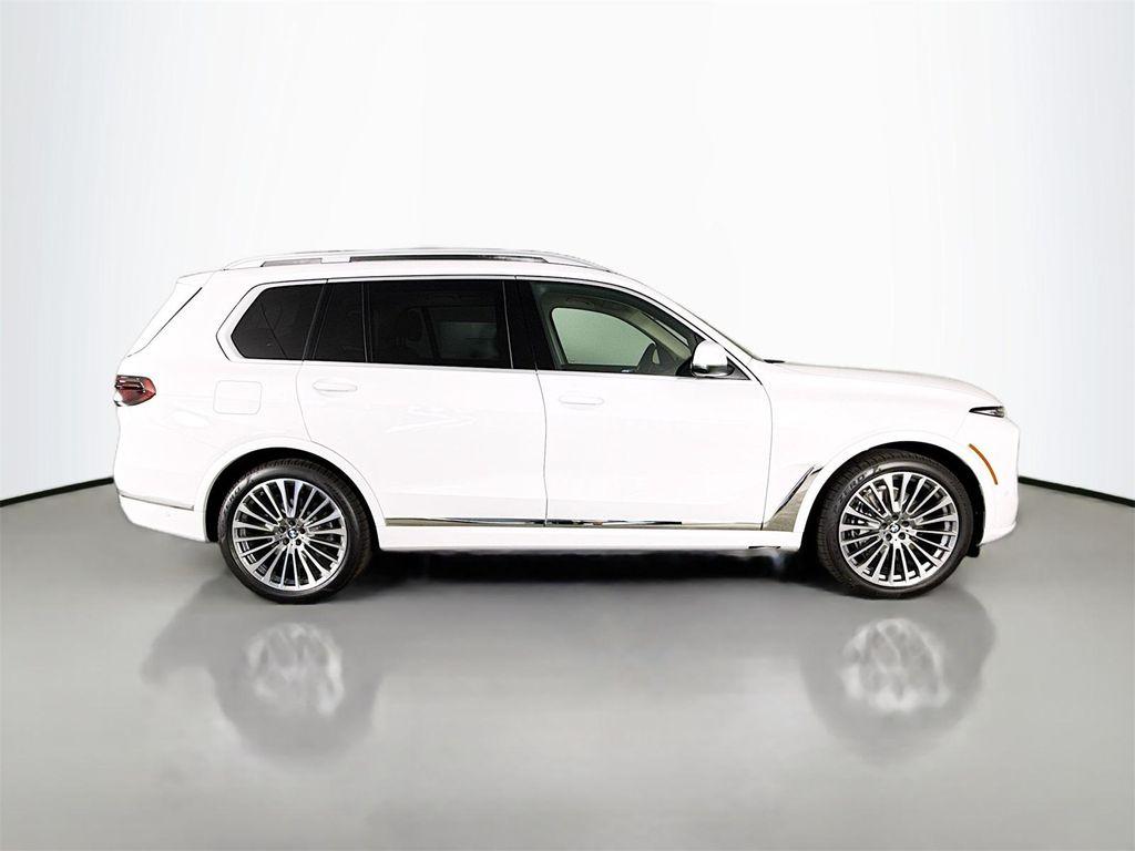 new 2026 BMW X7 car, priced at $93,275