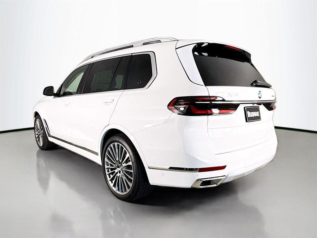 new 2026 BMW X7 car, priced at $93,275
