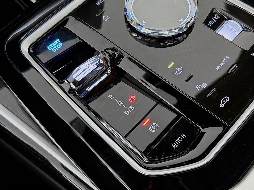 new 2026 BMW i7 car, priced at $119,600