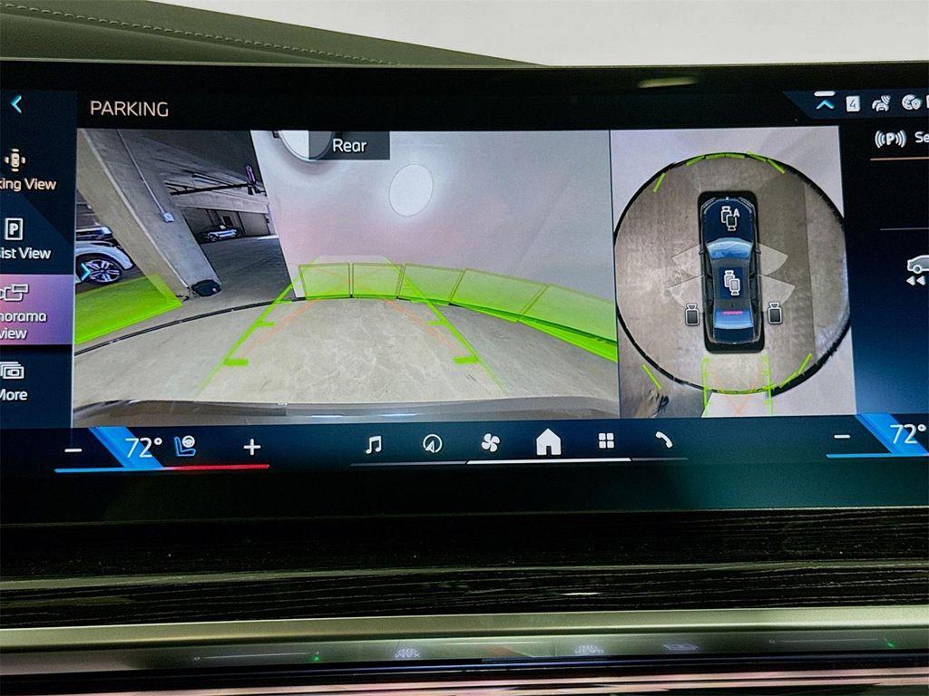 new 2026 BMW i7 car, priced at $119,600