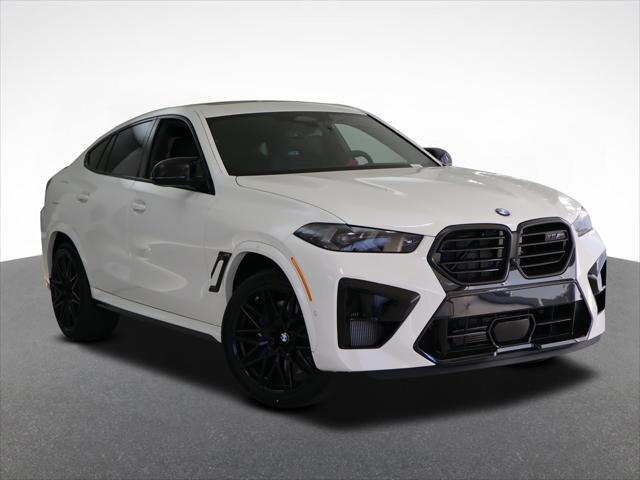 new 2025 BMW X6 M car, priced at $133,975