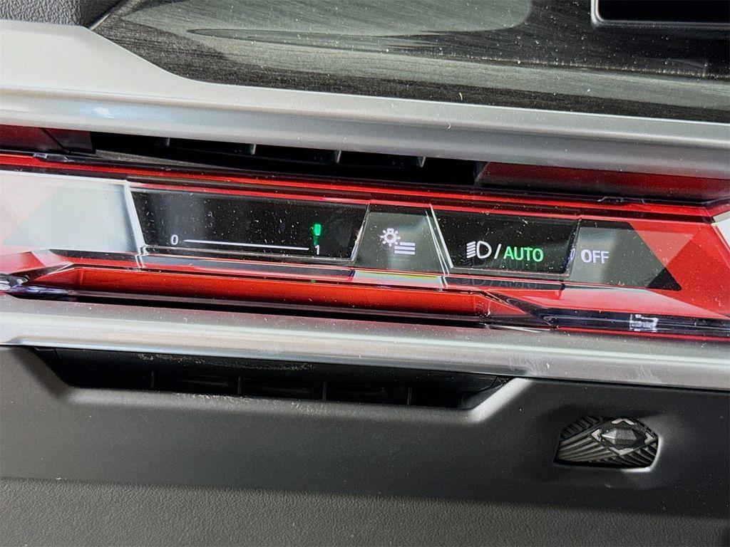 new 2026 BMW i7 car, priced at $112,925