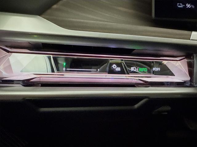 new 2025 BMW i7 car, priced at $129,525