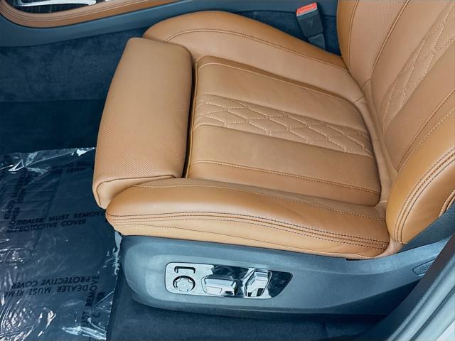 new 2026 BMW X7 car, priced at $119,575