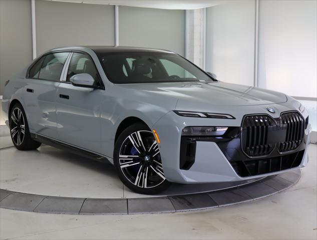 new 2024 BMW 760 car, priced at $134,095