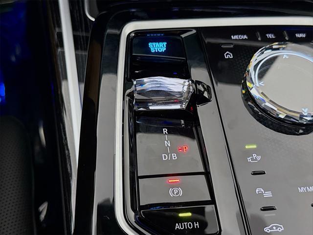 new 2025 BMW i7 car, priced at $139,775