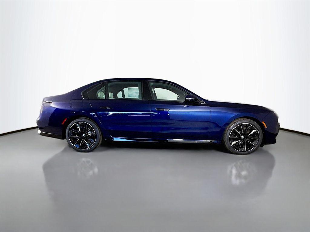new 2025 BMW 760 car, priced at $134,475