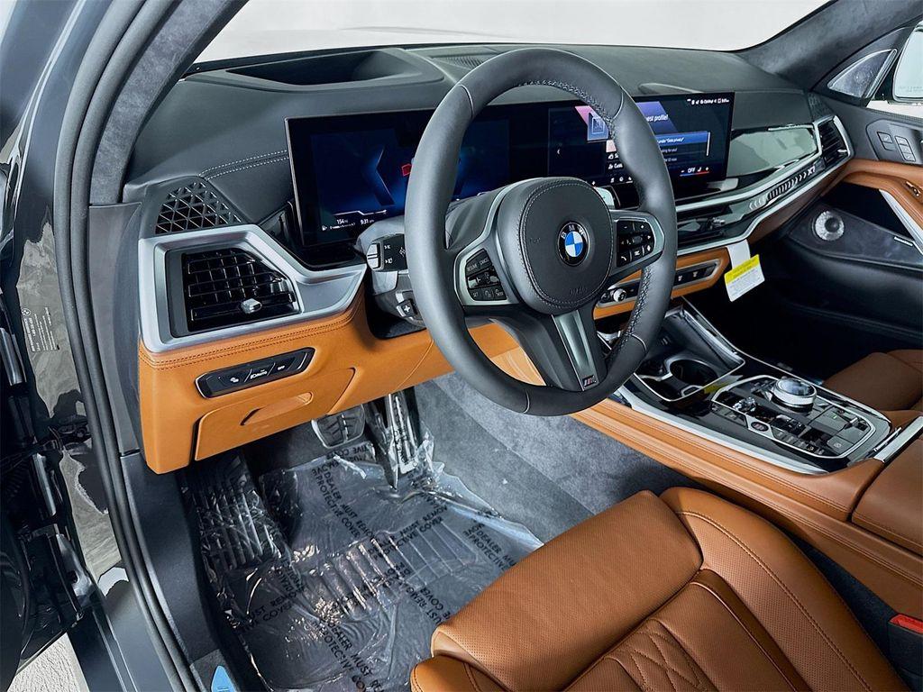 new 2026 BMW X7 car, priced at $113,605