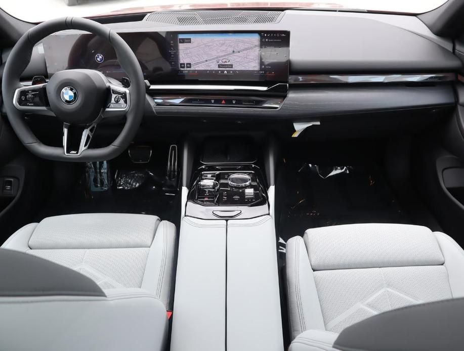 new 2024 BMW 540 car, priced at $77,495
