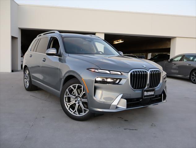 new 2025 BMW X7 car, priced at $88,535