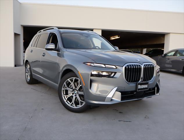 new 2025 BMW X7 car, priced at $88,535